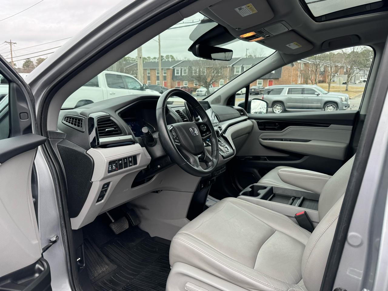 Honda Odyssey Touring Auto 2022