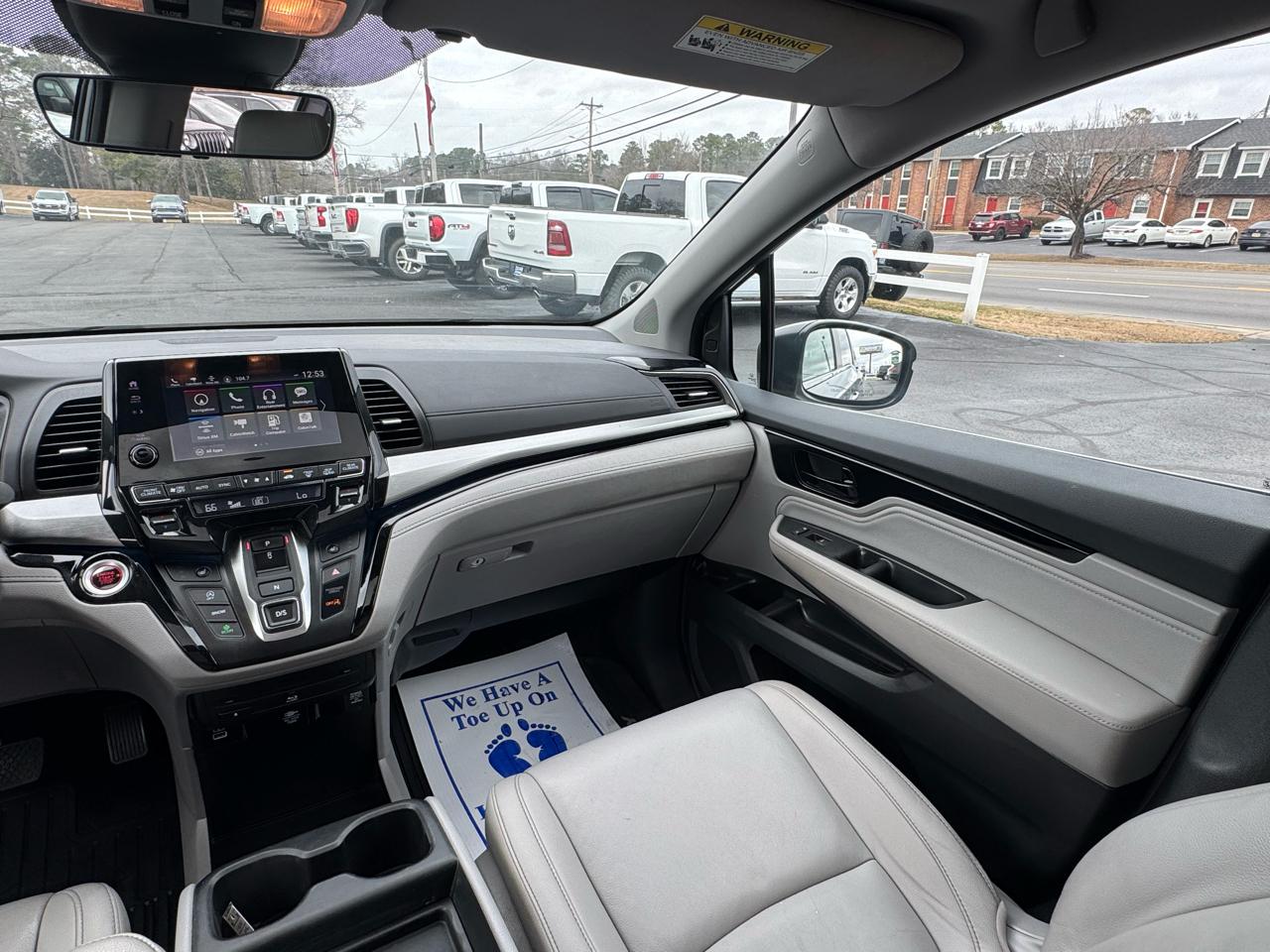 Honda Odyssey Touring Auto 2022