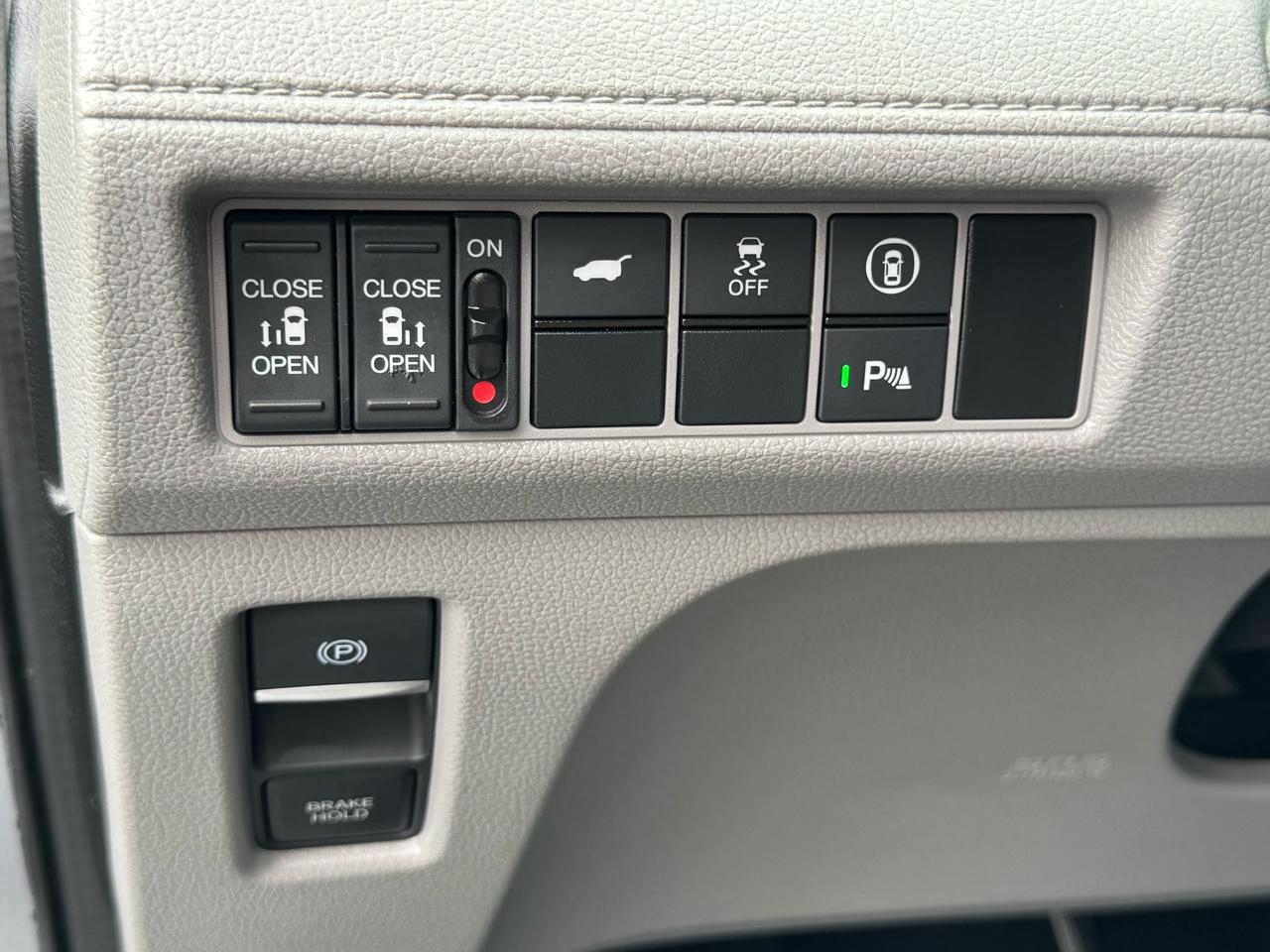 Honda Odyssey Touring Auto 2022