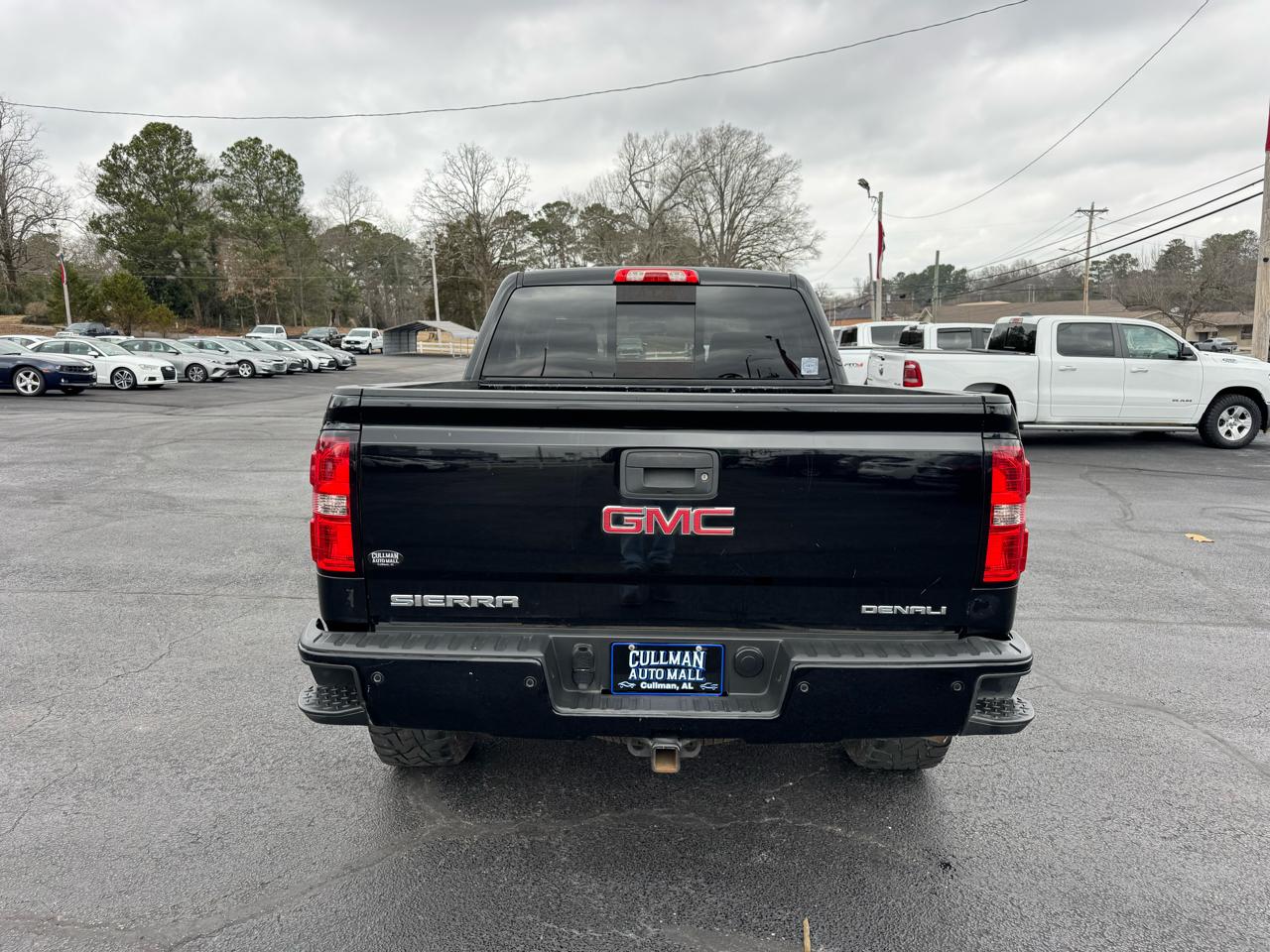 GMC Sierra 1500 4WD Crew Cab 143.5" Denali 2014