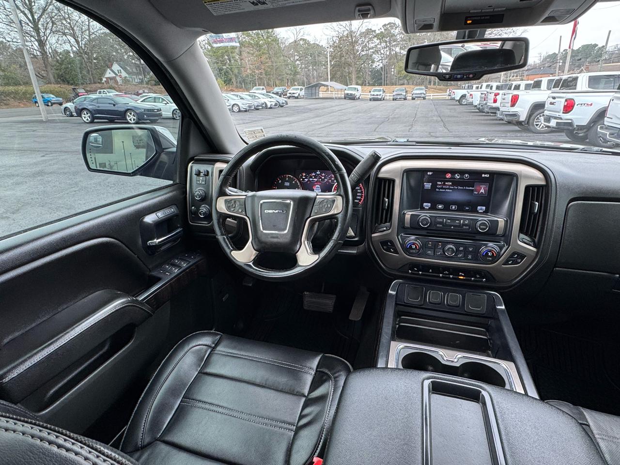 GMC Sierra 1500 4WD Crew Cab 143.5" Denali 2014