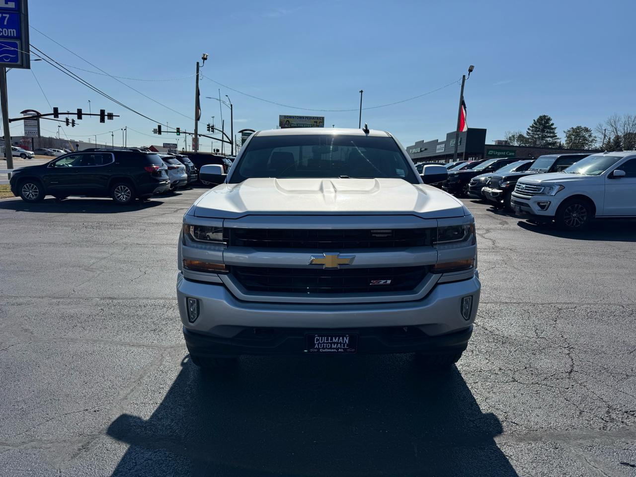 Chevrolet Silverado 1500 4WD Crew Cab 143.5" LT w/2LT 2018