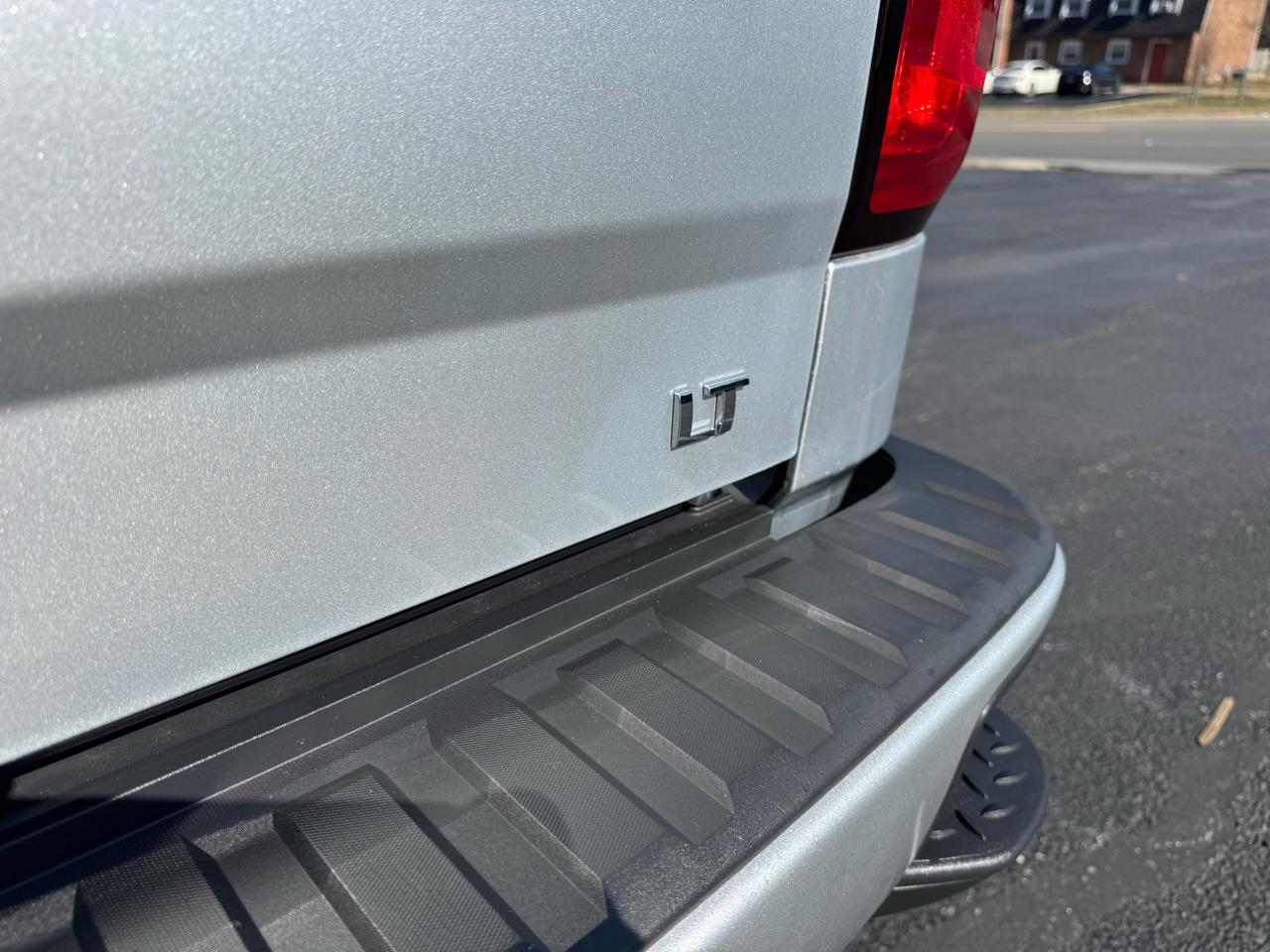 Chevrolet Silverado 1500 4WD Crew Cab 143.5" LT w/2LT 2018