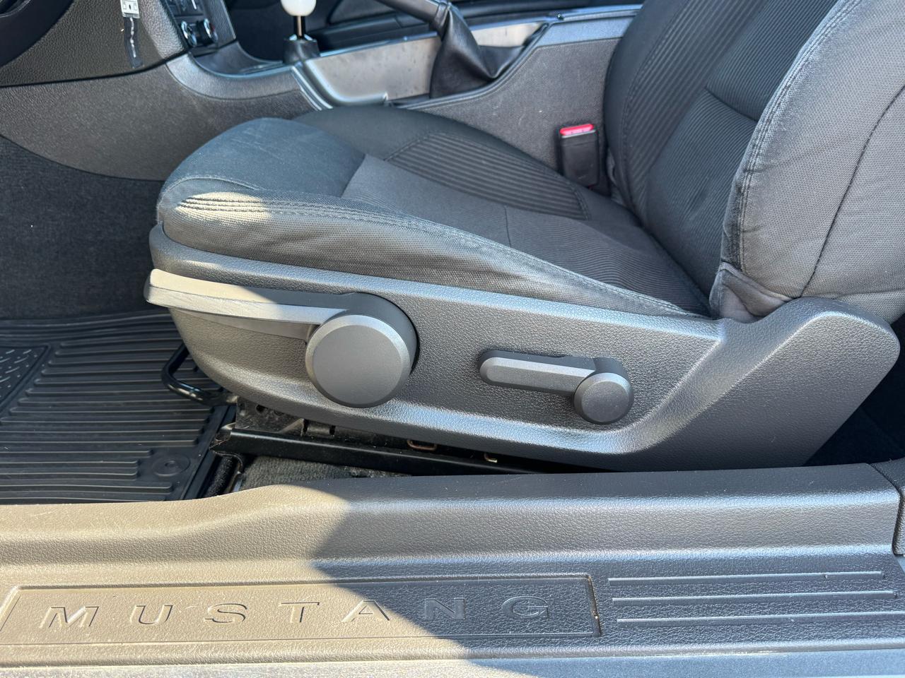 Ford Mustang 2dr Cpe GT 2013