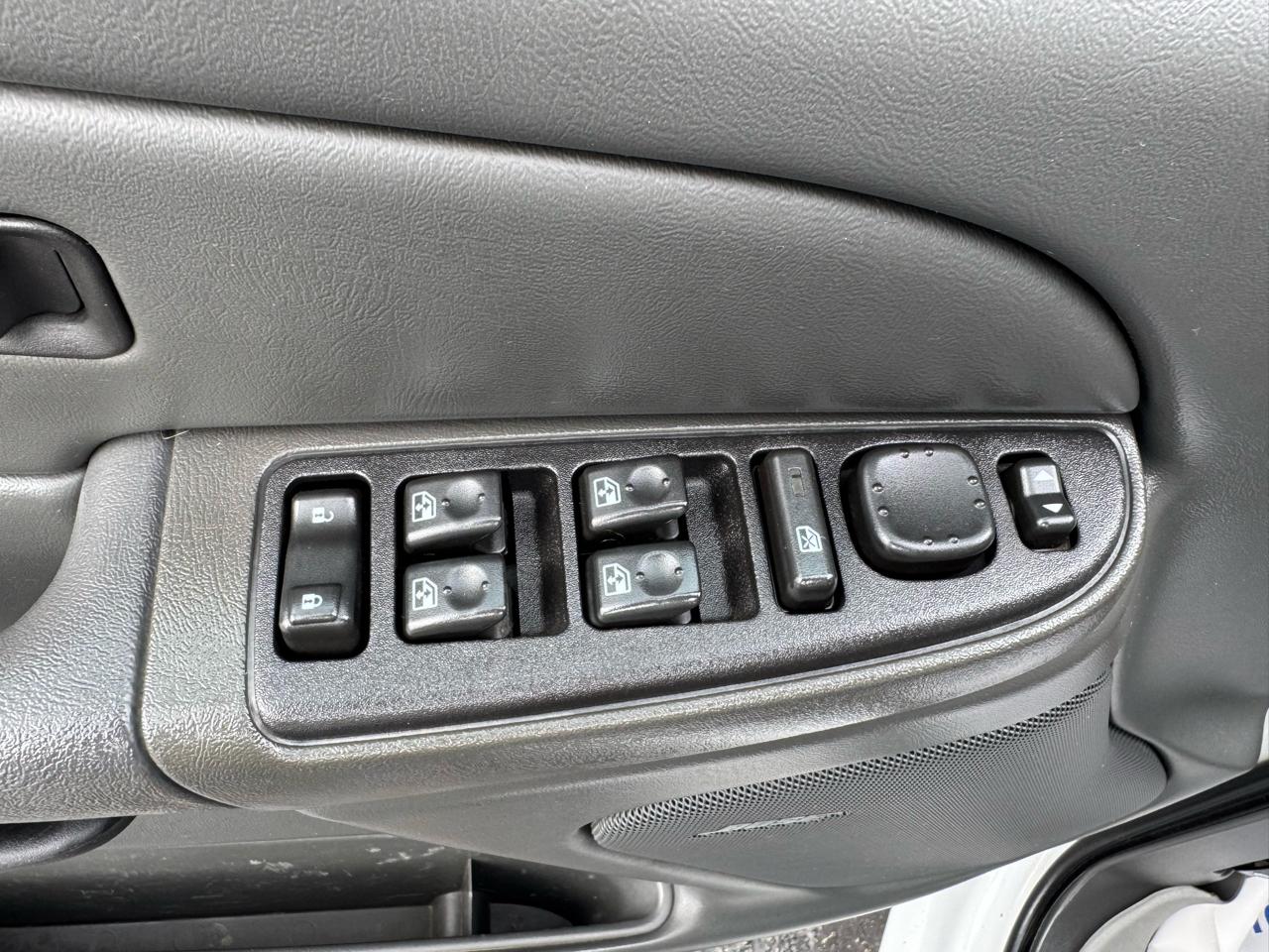 Chevrolet Silverado 2500HD Crew Cab 153" WB 4WD LT2 2006