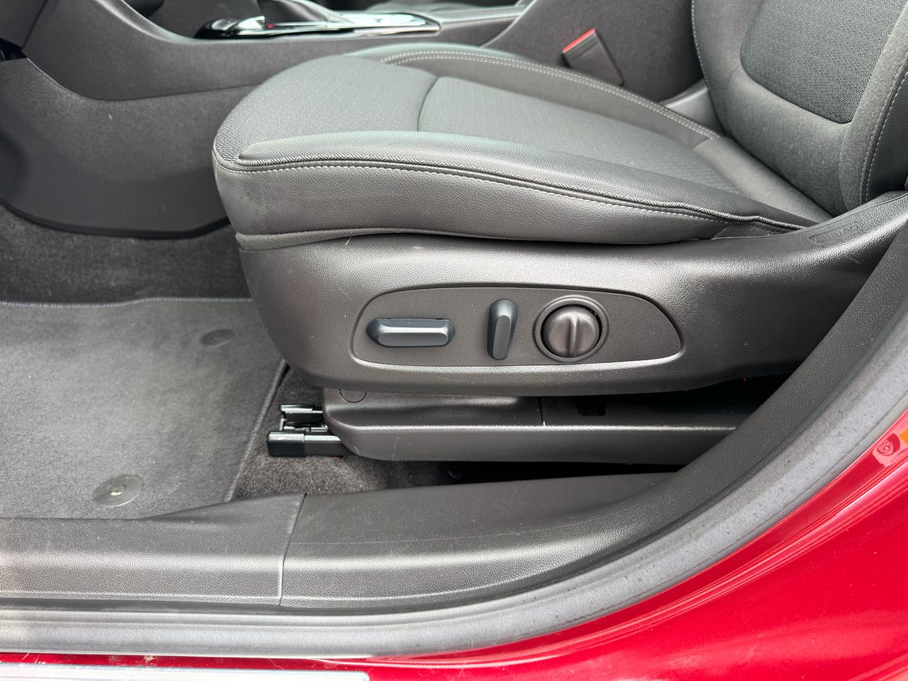 Buick Encore GX FWD 4dr Select 2023