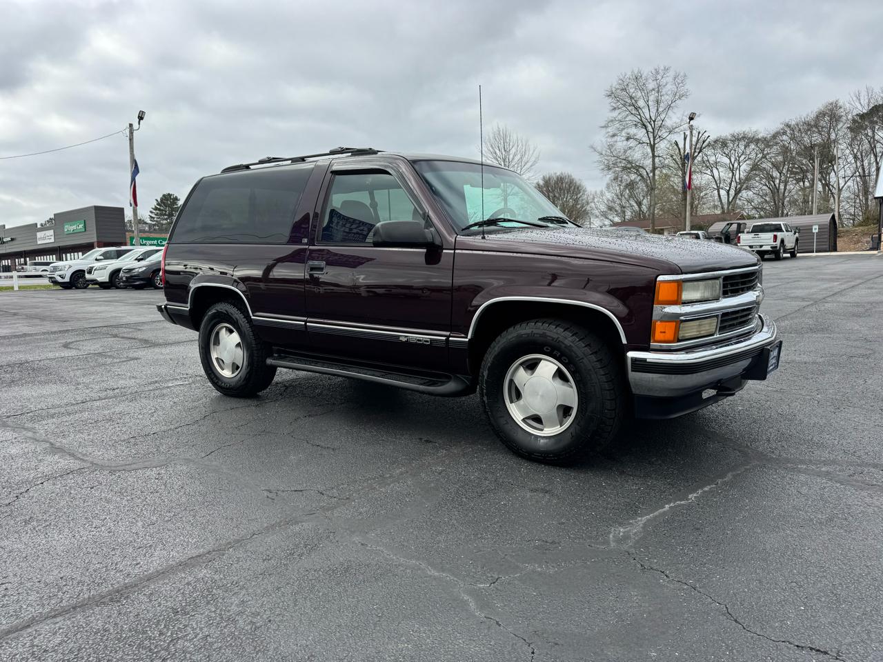 Chevrolet Tahoe 1500 2dr 4WD 1996