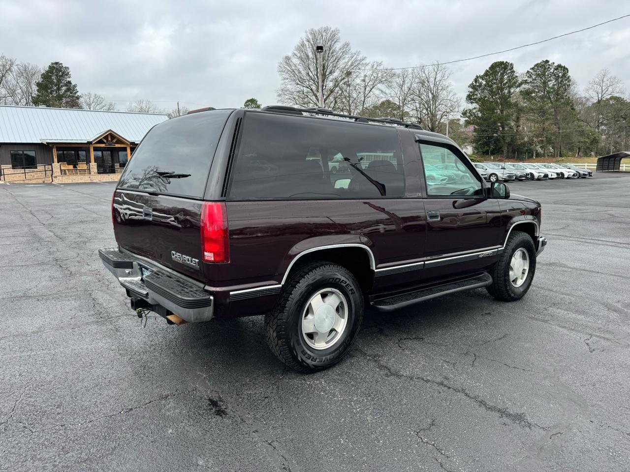 Chevrolet Tahoe 1500 2dr 4WD 1996
