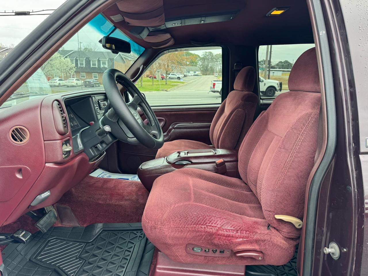 Chevrolet Tahoe 1500 2dr 4WD 1996