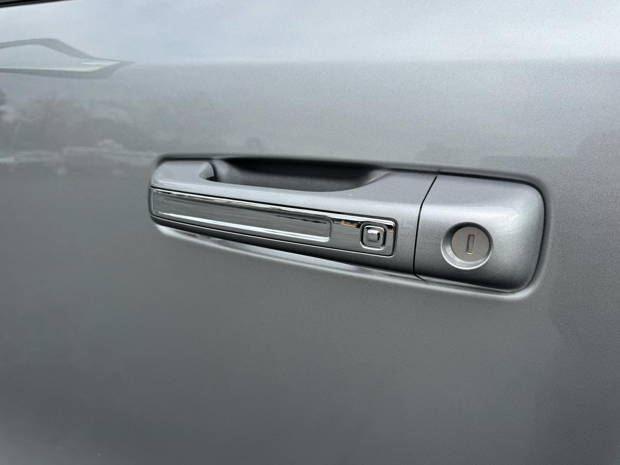 RAM 1500 Laramie 4x4 Crew Cab 5'7" Box 2021