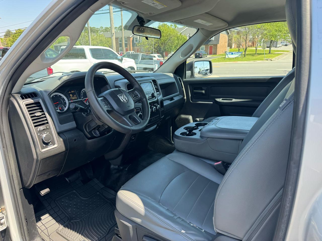 RAM 1500 2WD Reg Cab 140.5" Tradesman 2014