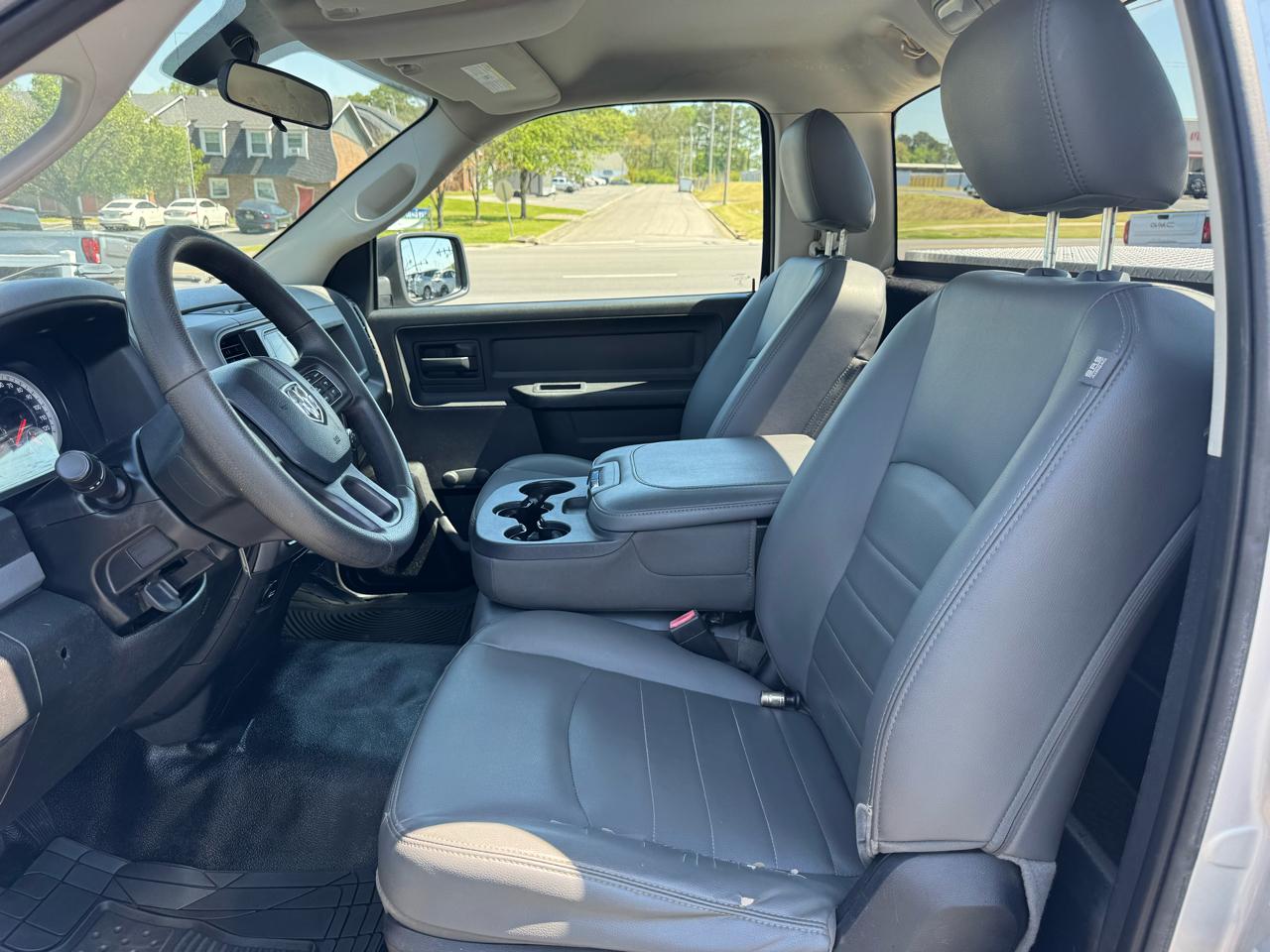 RAM 1500 2WD Reg Cab 140.5" Tradesman 2014