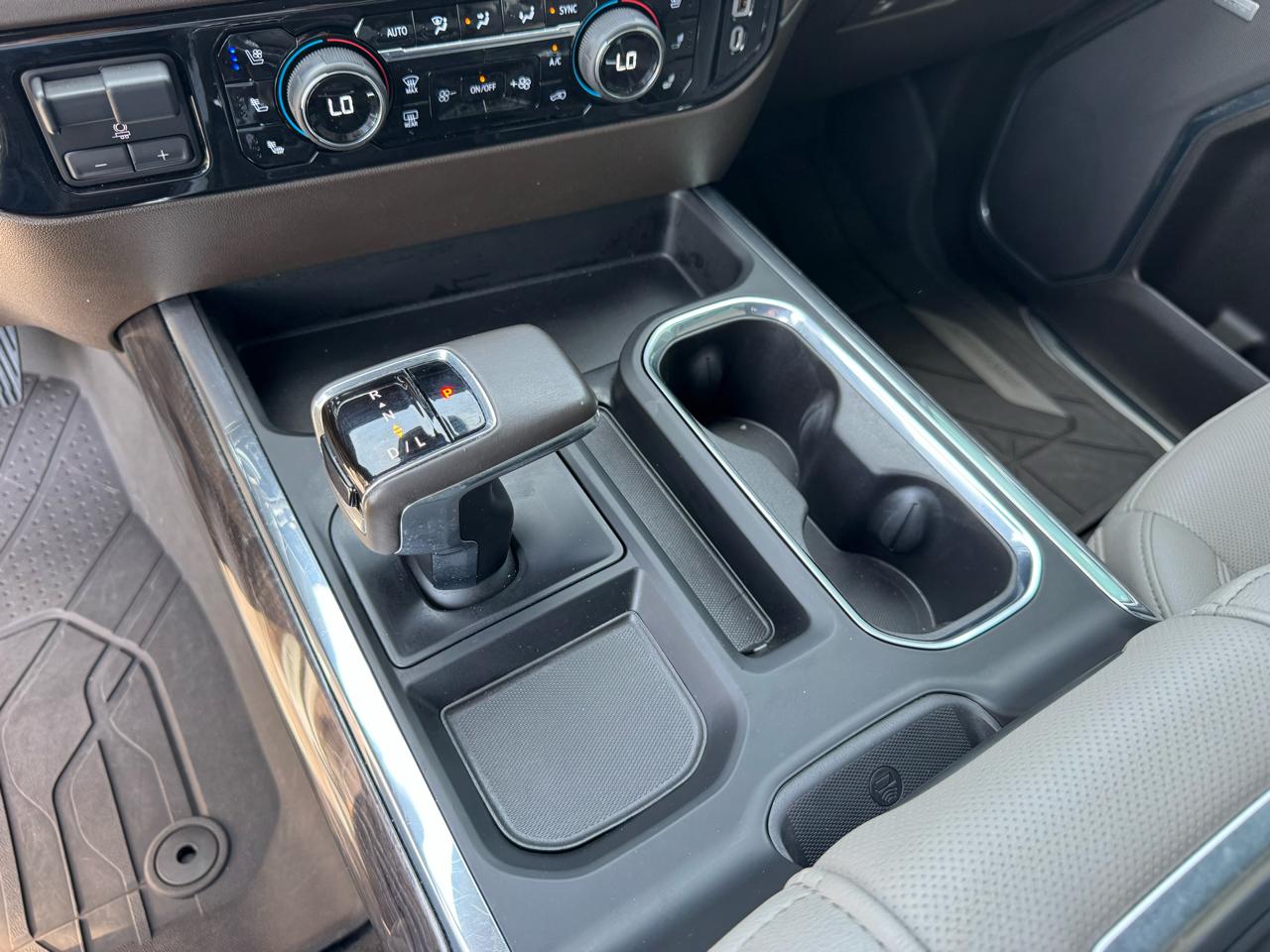 Chevrolet Silverado 1500 4WD Crew Cab 147" LTZ 2022