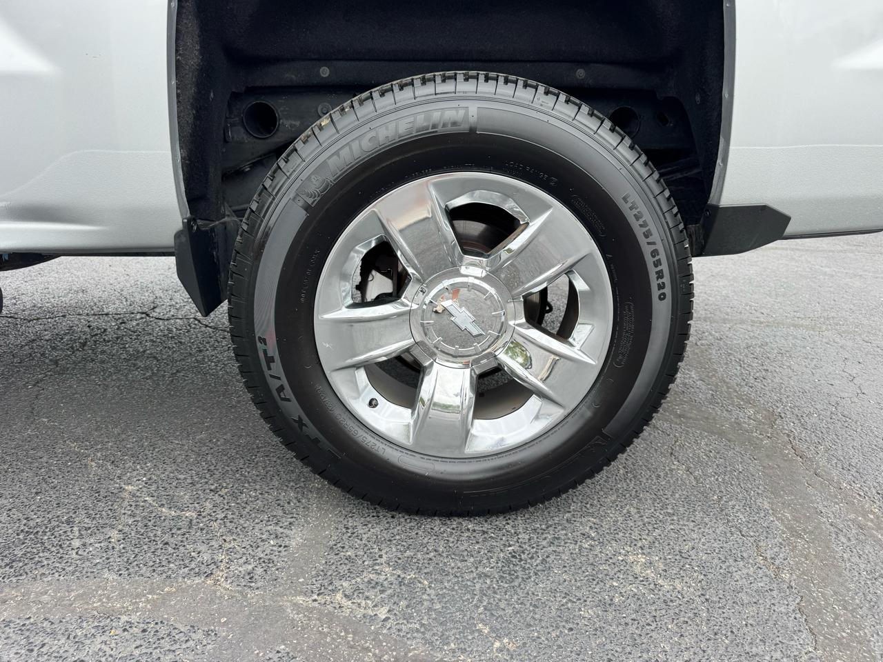 Chevrolet Silverado 1500 4WD Crew Cab 143.5" LTZ w/2LZ 2015