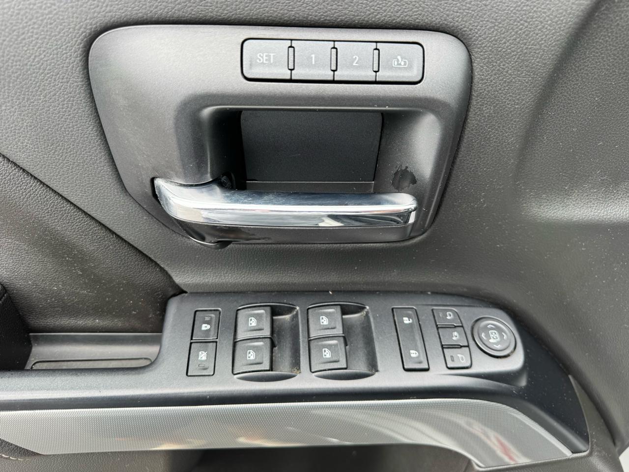 Chevrolet Silverado 1500 4WD Crew Cab 143.5" LTZ w/2LZ 2015