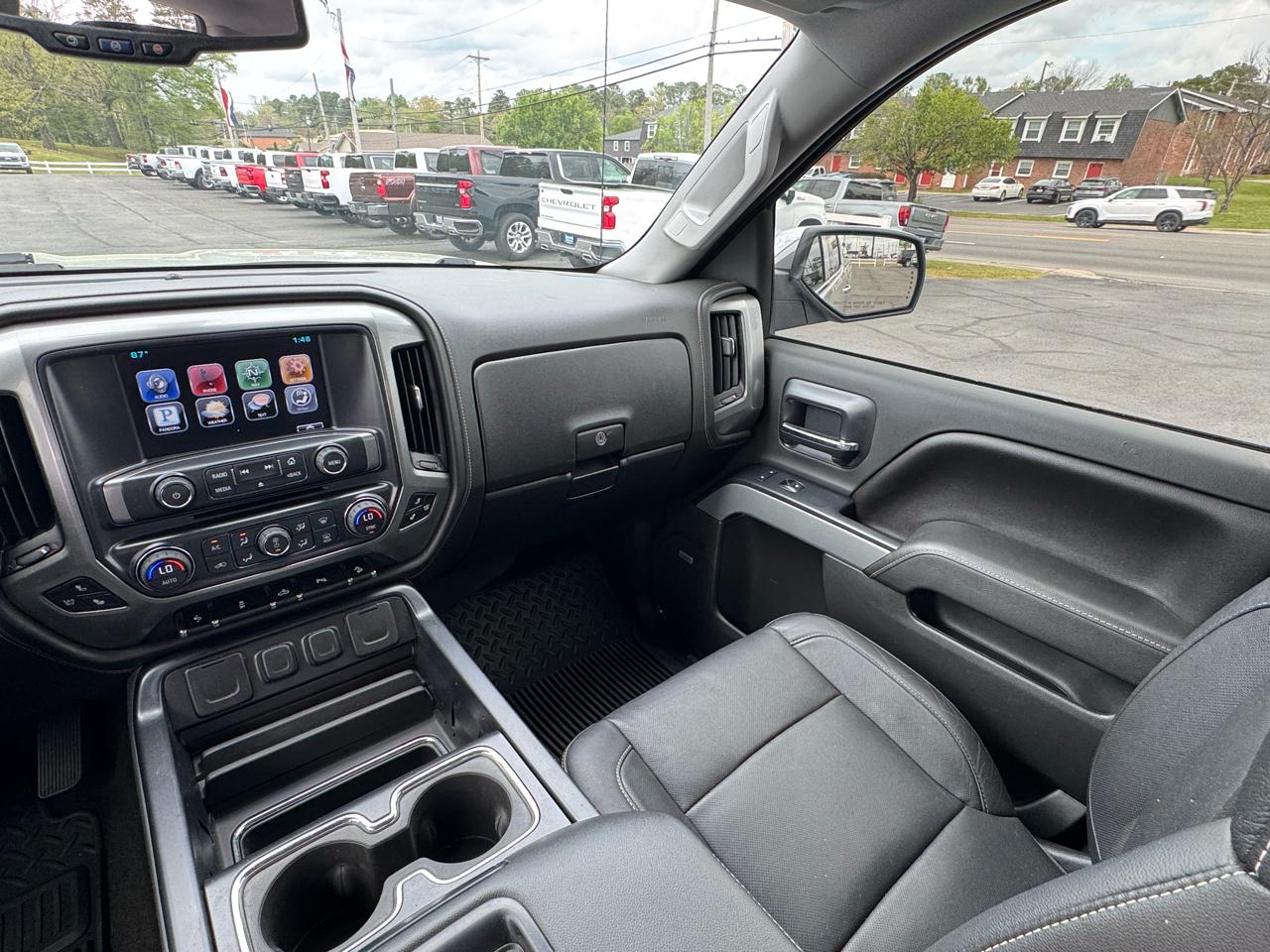 Chevrolet Silverado 1500 4WD Crew Cab 143.5" LTZ w/2LZ 2015