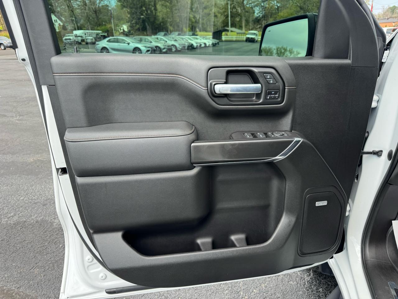 GMC Sierra 1500 4WD Crew Cab 147" AT4 2021