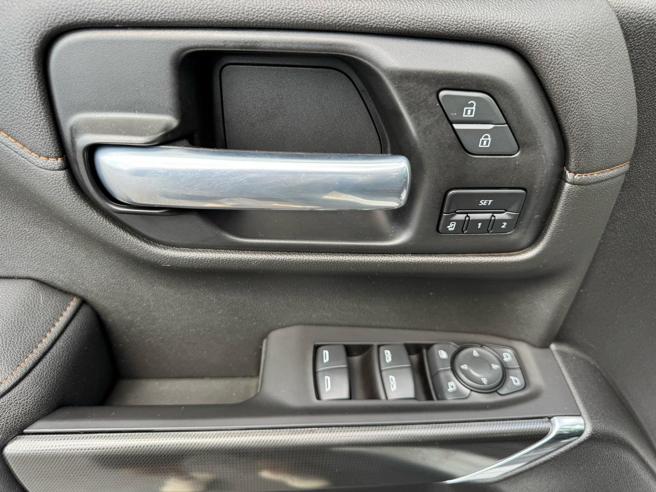 GMC Sierra 1500 4WD Crew Cab 147" AT4 2021