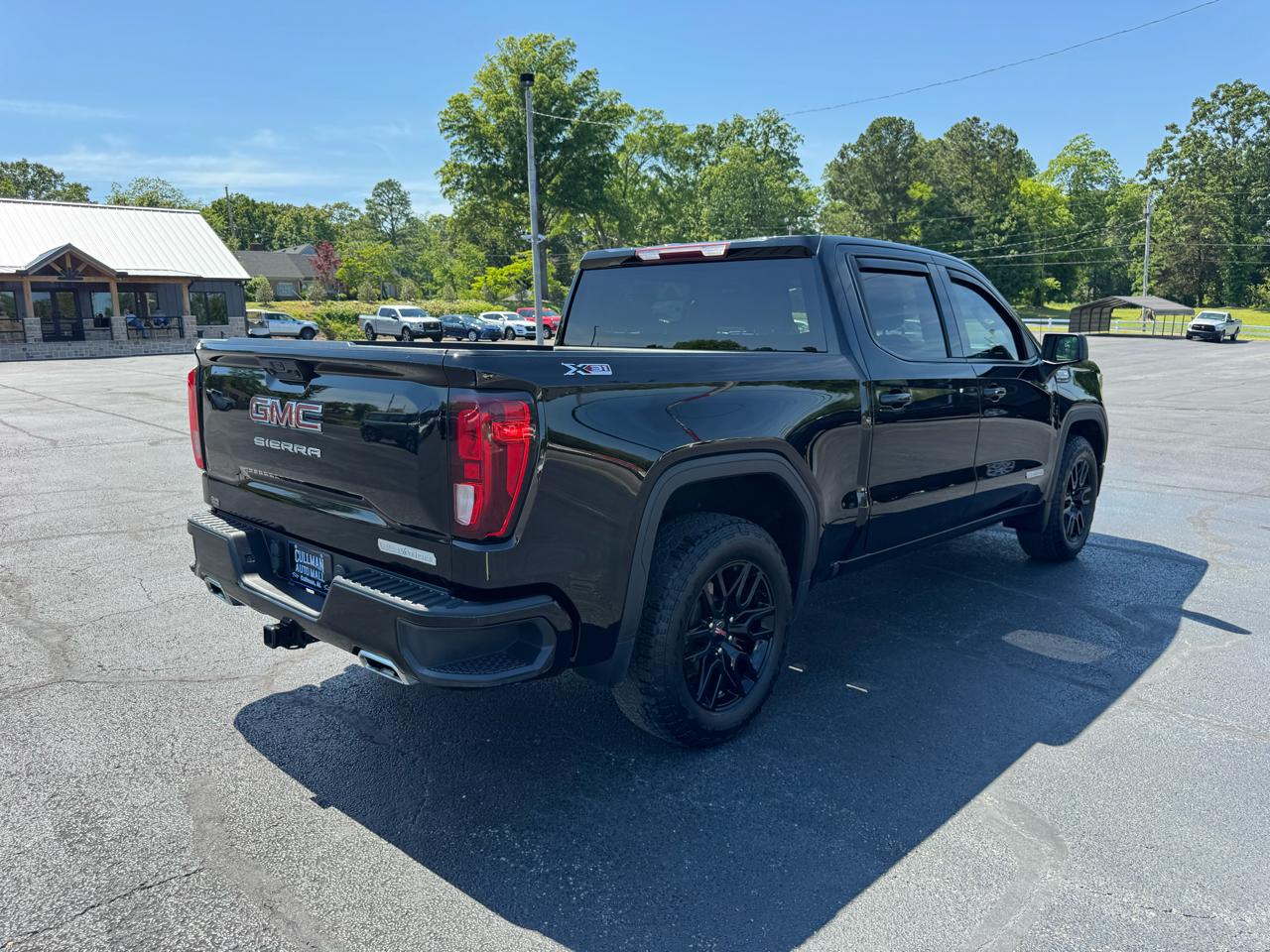 GMC Sierra 1500 4WD Crew Cab 147" Elevation w/3SB 2022