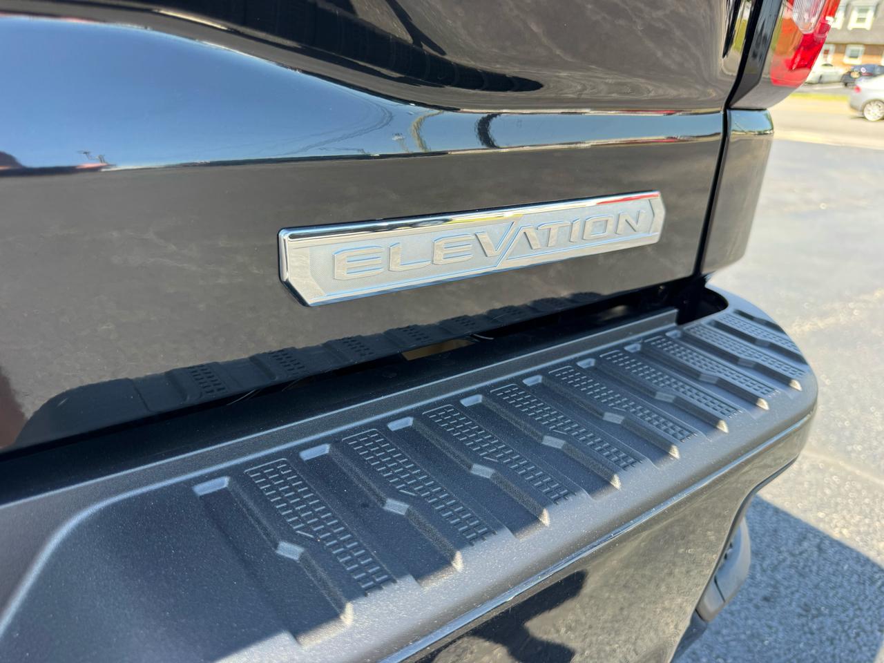 GMC Sierra 1500 4WD Crew Cab 147" Elevation w/3SB 2022