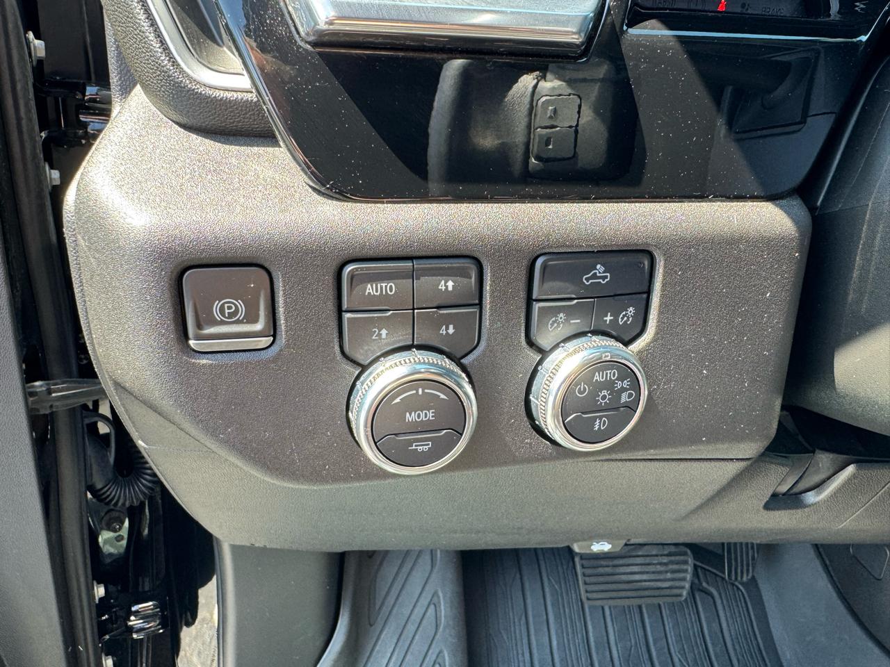 GMC Sierra 1500 4WD Crew Cab 147" Elevation w/3SB 2022