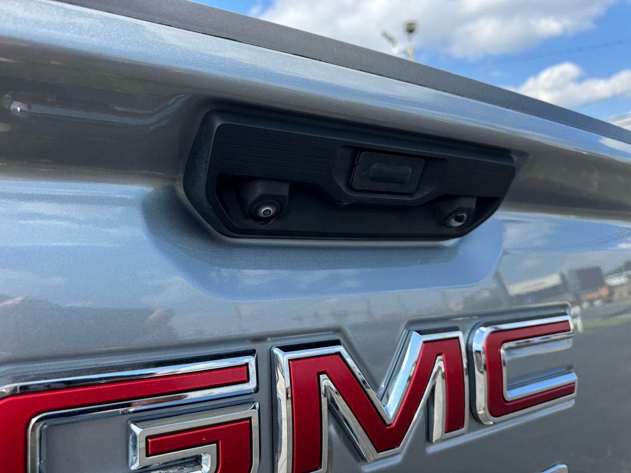 GMC Sierra 1500 4WD Crew Cab 147" Elevation w/3SB 2023