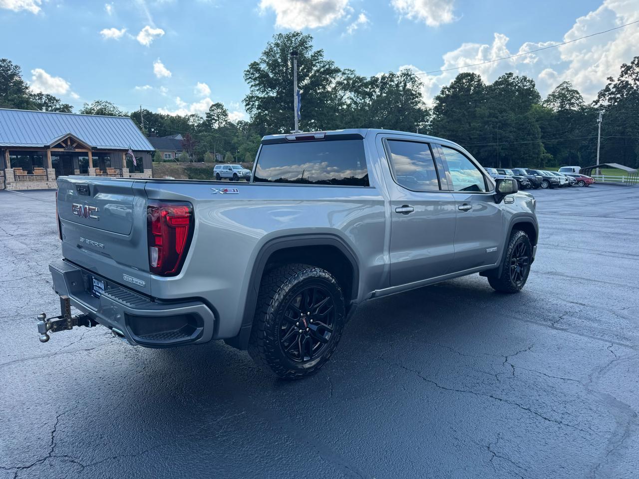 GMC Sierra 1500 4WD Crew Cab 147" Elevation w/3SB 2023