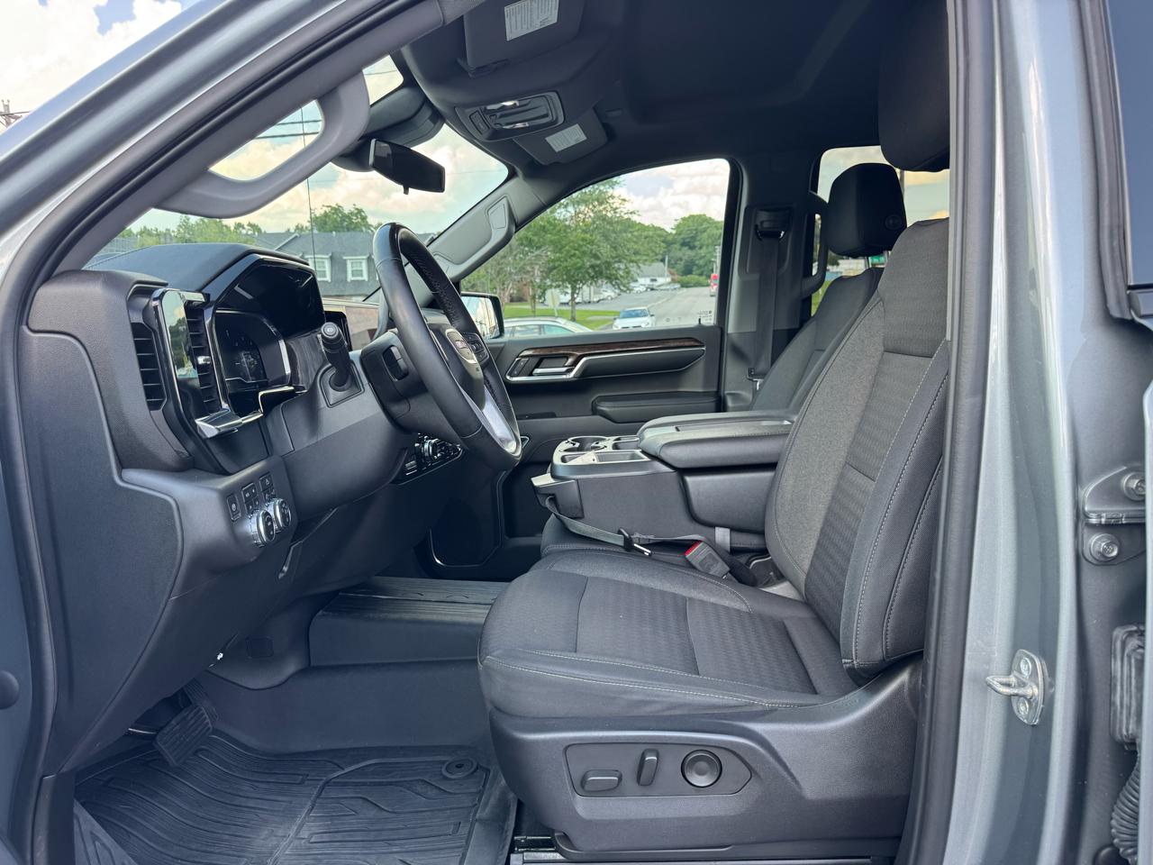 GMC Sierra 1500 4WD Crew Cab 147" Elevation w/3SB 2023