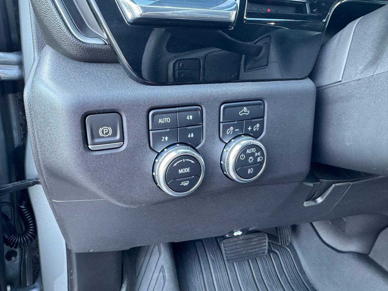 GMC Sierra 1500 4WD Crew Cab 147" Elevation w/3SB 2023