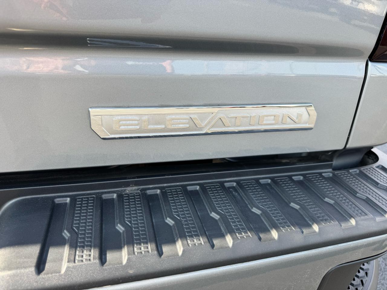 GMC Sierra 1500 4WD Crew Cab 147" Elevation w/3SB 2023