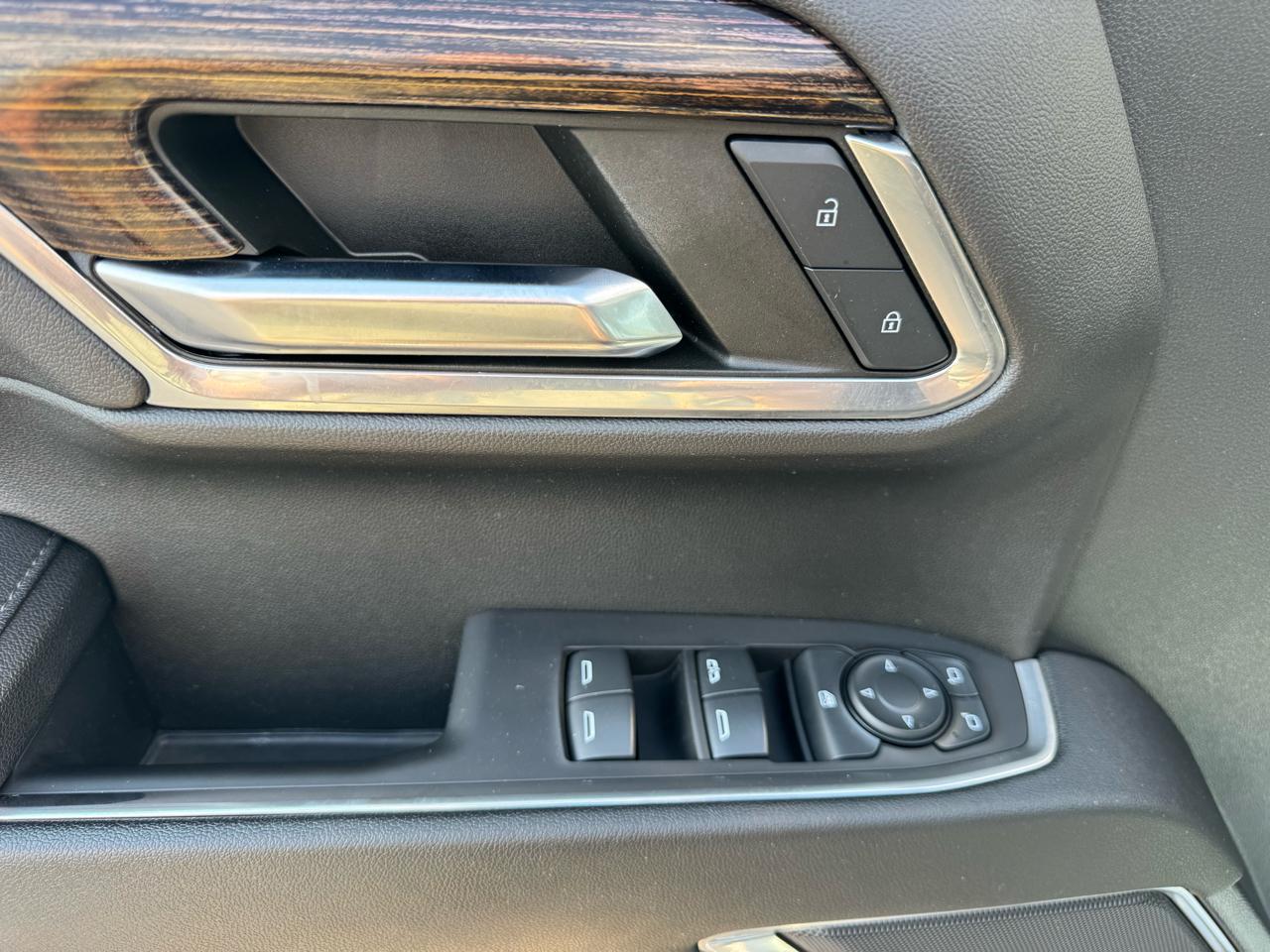 GMC Sierra 1500 4WD Crew Cab 147" Elevation w/3SB 2023