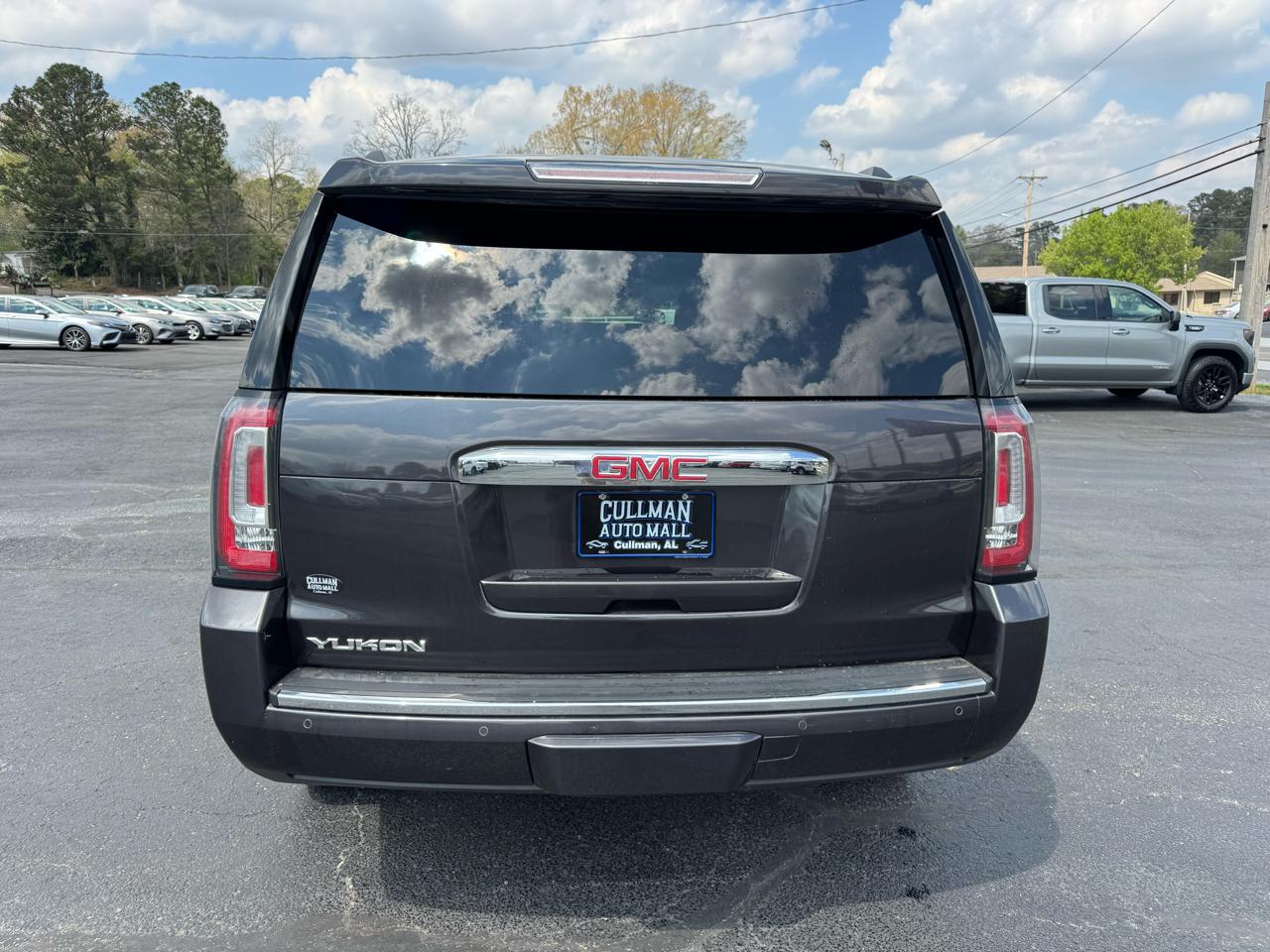 GMC Yukon 2WD 4dr Denali 2017