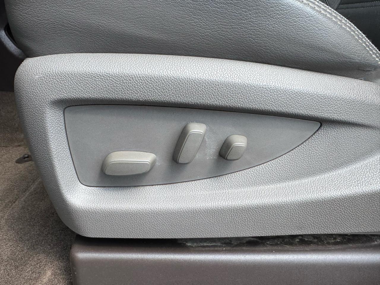 GMC Yukon 2WD 4dr Denali 2017