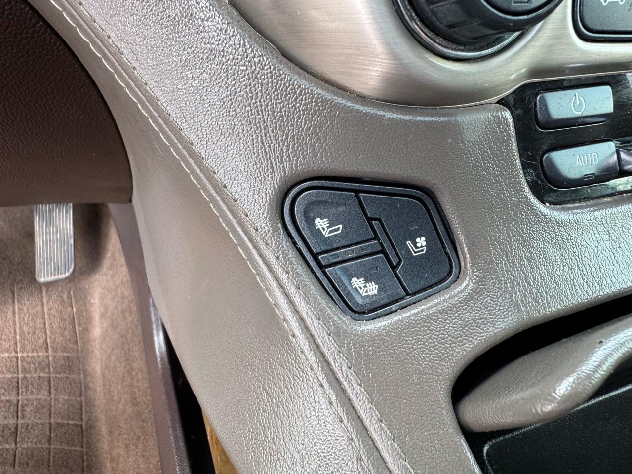 GMC Yukon 2WD 4dr Denali 2017