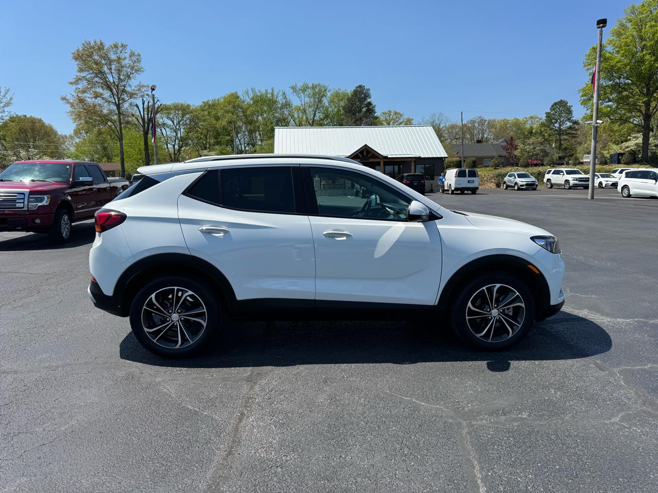 Buick Encore GX FWD 4dr Select 2023