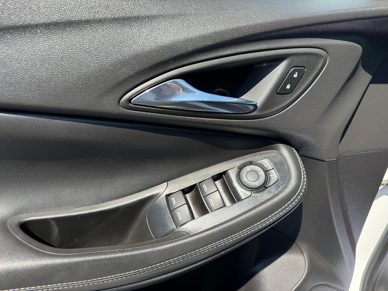 Buick Encore GX FWD 4dr Select 2023