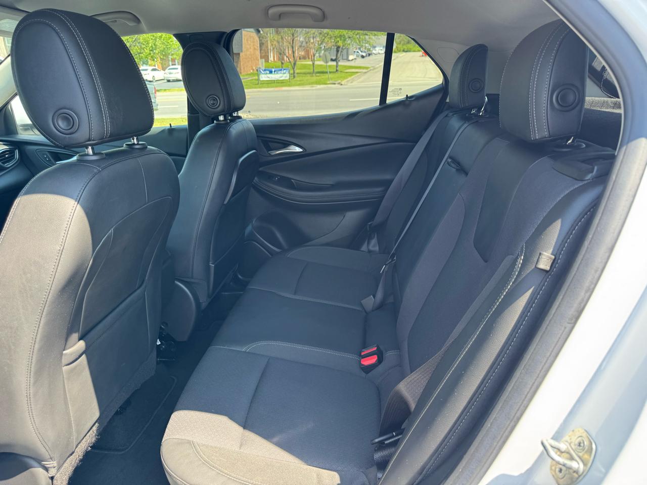 Buick Encore GX FWD 4dr Select 2023