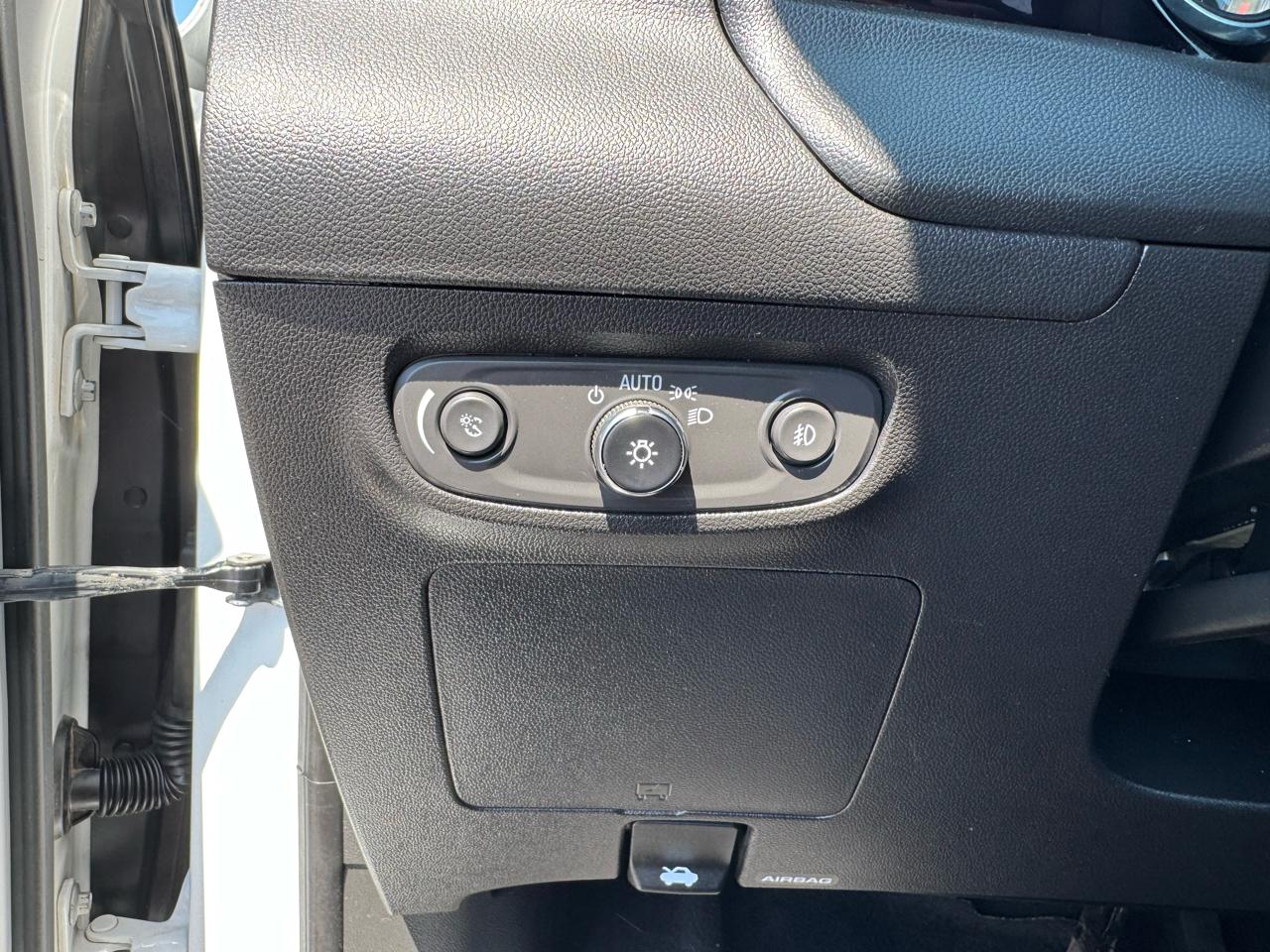 Buick Encore GX FWD 4dr Select 2023