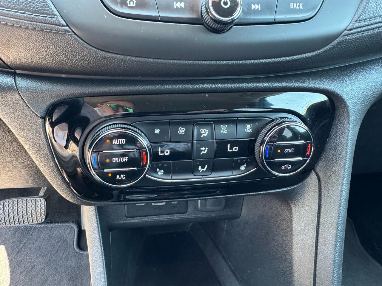 Buick Encore GX FWD 4dr Select 2023