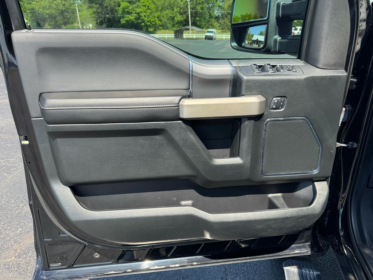 Ford F-150 4WD SuperCrew 145" King Ranch 2016