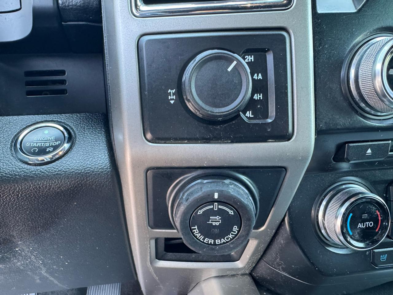 Ford F-150 4WD SuperCrew 145" King Ranch 2016