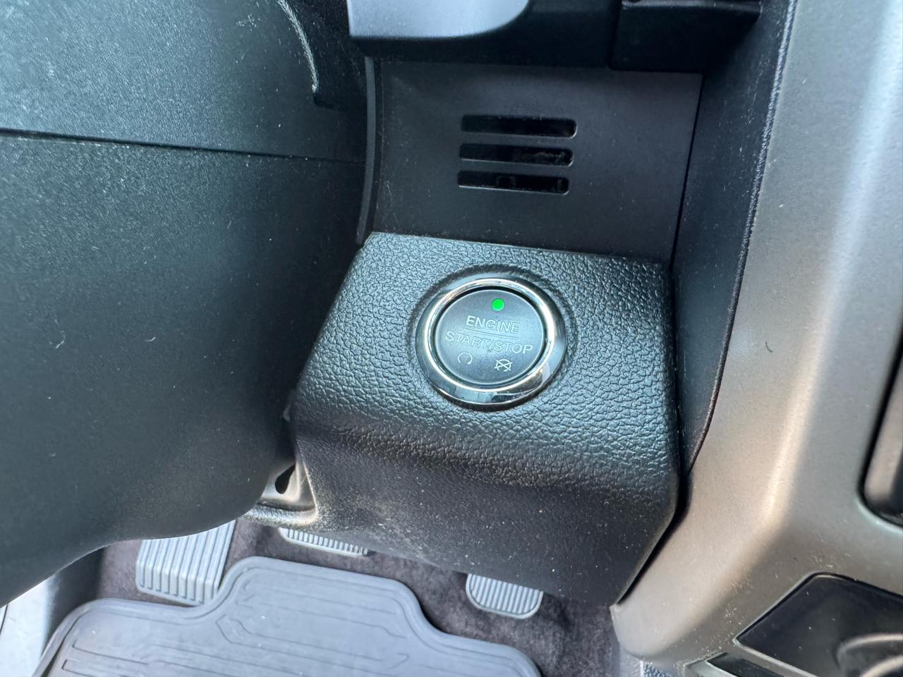 Ford F-150 4WD SuperCrew 145" King Ranch 2016