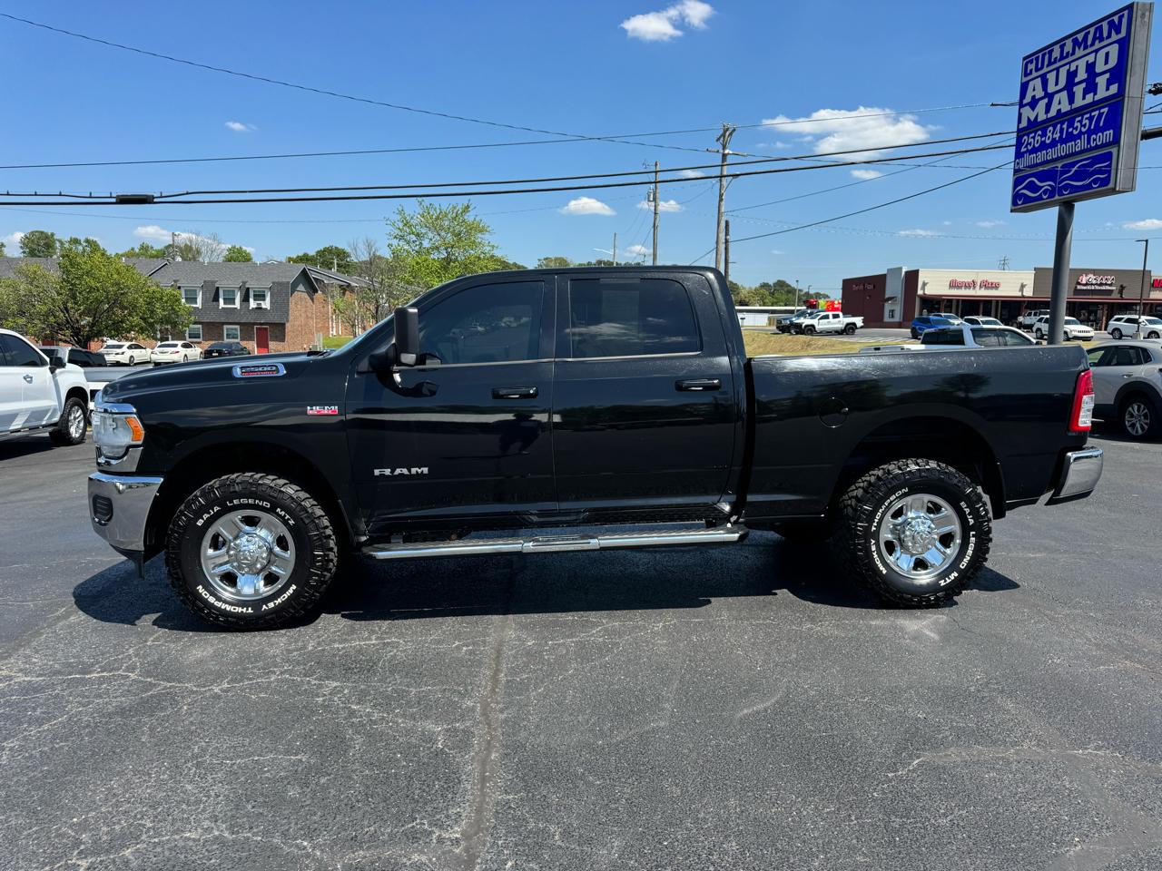 RAM 2500 Big Horn 4x4 Crew Cab 6'4" Box 2020