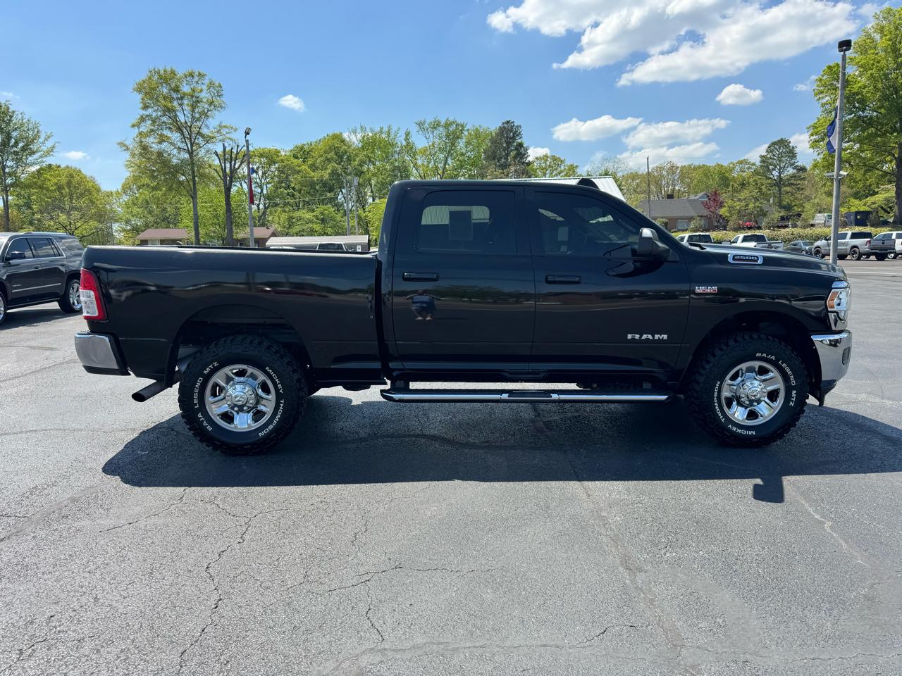 RAM 2500 Big Horn 4x4 Crew Cab 6'4" Box 2020