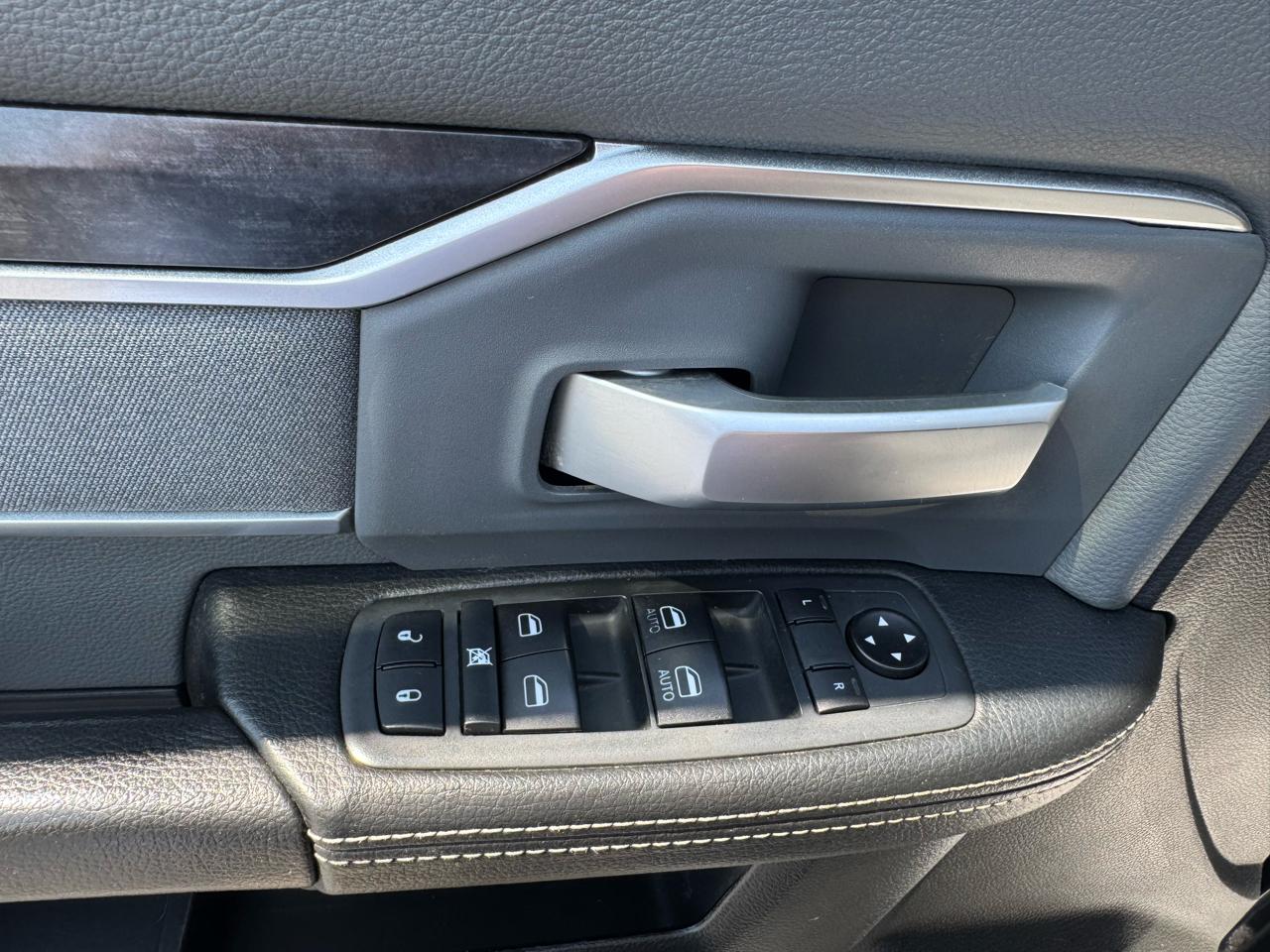 RAM 2500 Big Horn 4x4 Crew Cab 6'4" Box 2020