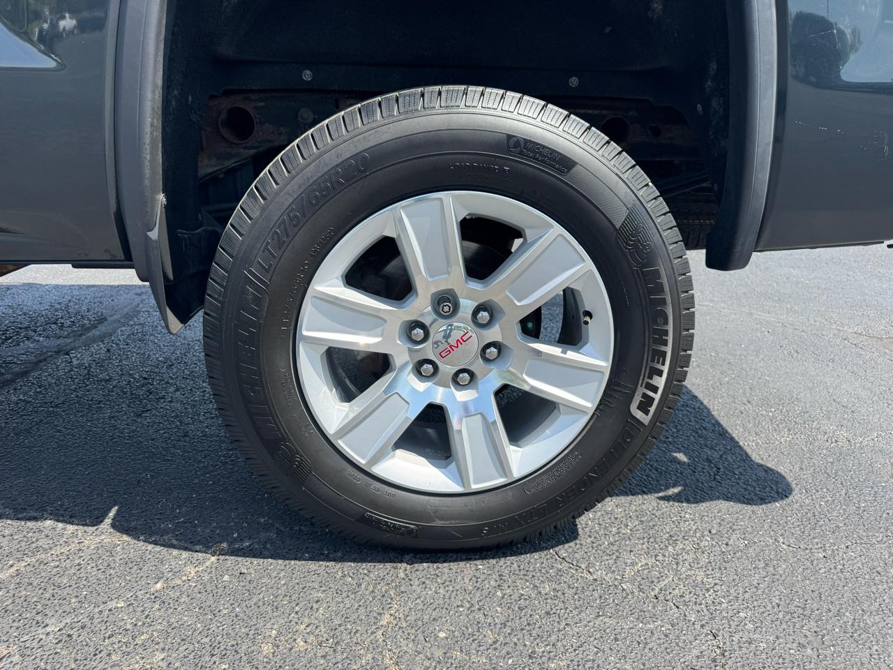 GMC Sierra 1500 4WD Double Cab 143.5" SLE 2017