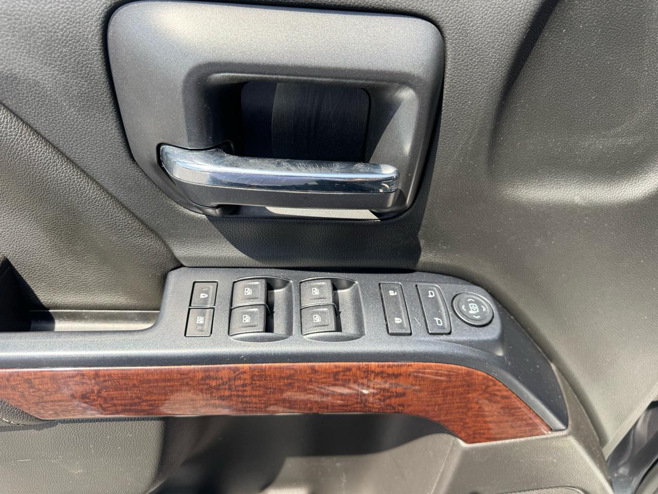 GMC Sierra 1500 4WD Double Cab 143.5" SLE 2017