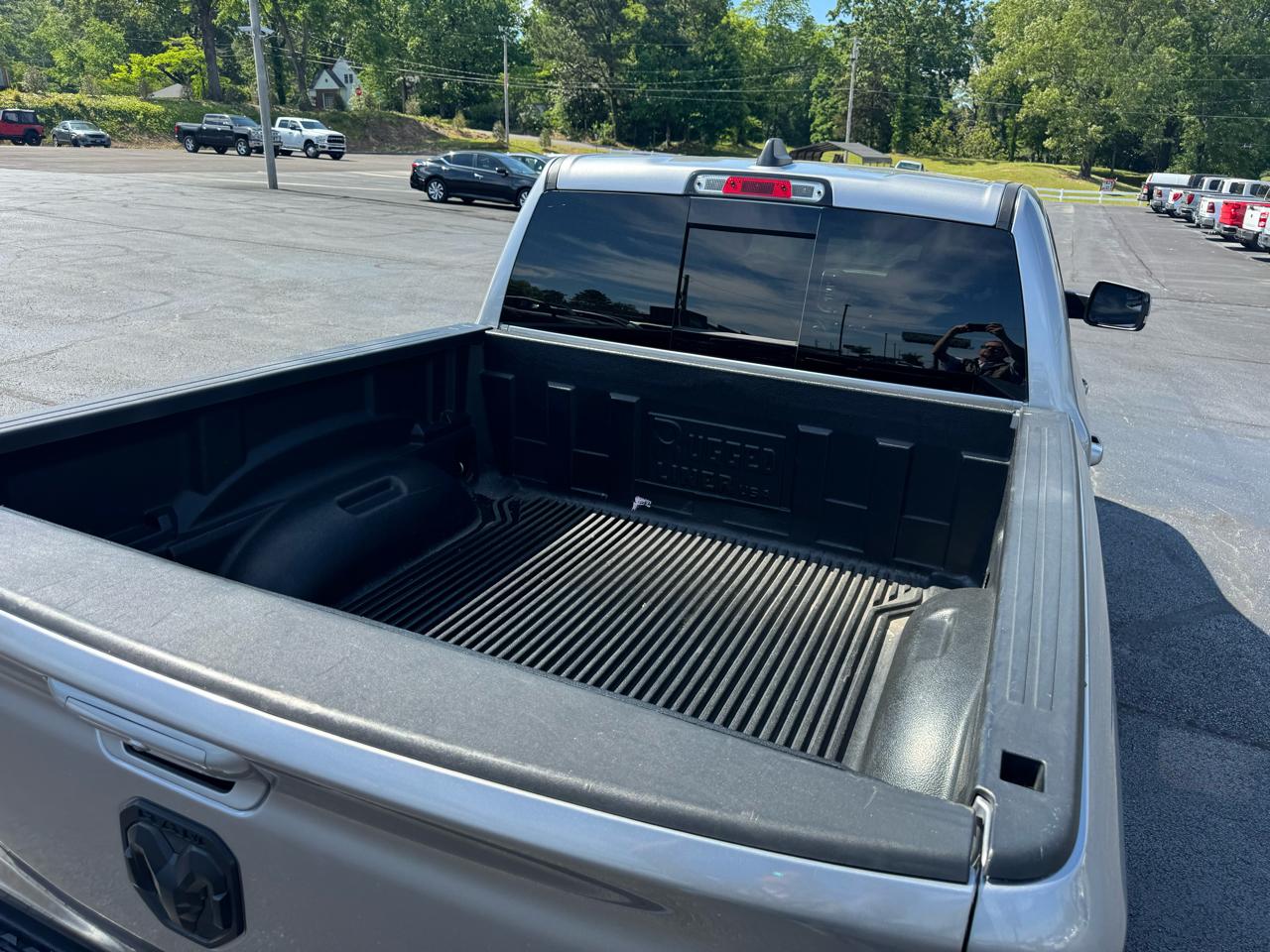 RAM 1500 Big Horn 4x4 Crew Cab 5'7" Box 2020