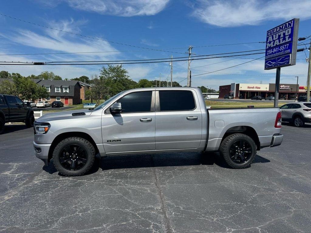 RAM 1500 Big Horn 4x4 Crew Cab 5'7" Box 2020
