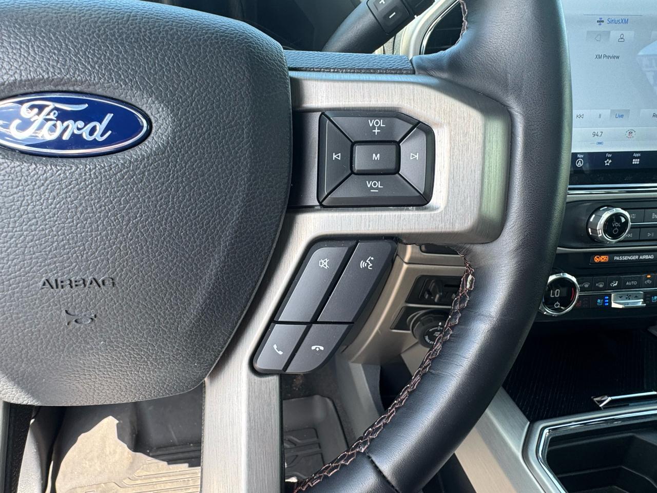 Ford Super Duty F-450 DRW Platinum 4WD Crew Cab 8' Box 2022